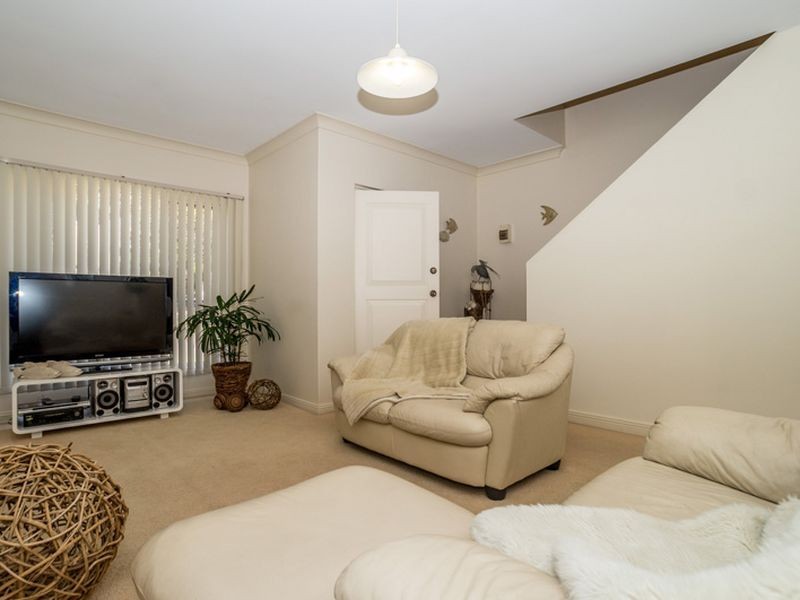 27 Dwyer Road, Oaklands Park SA 5046