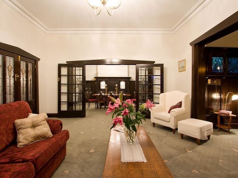 9 Cross Road, Kingswood SA 5062