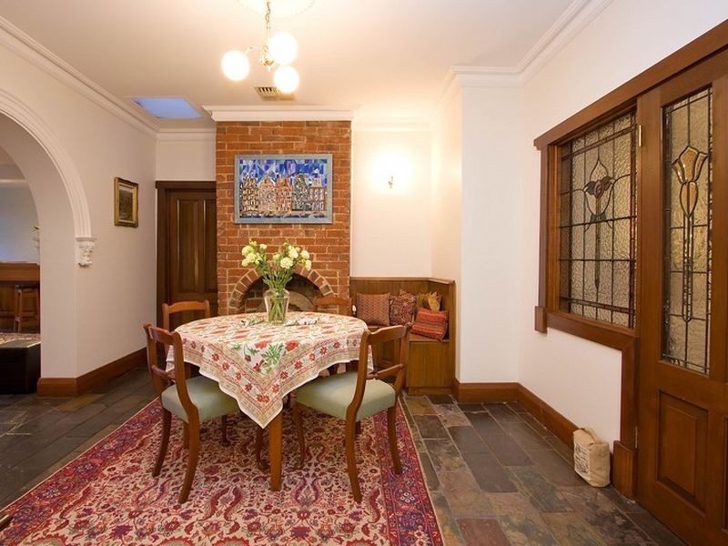 9 Cross Road, Kingswood SA 5062