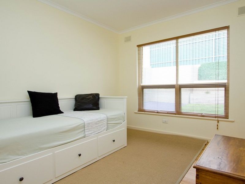 18 Elese Avenue, Campbelltown SA 5074