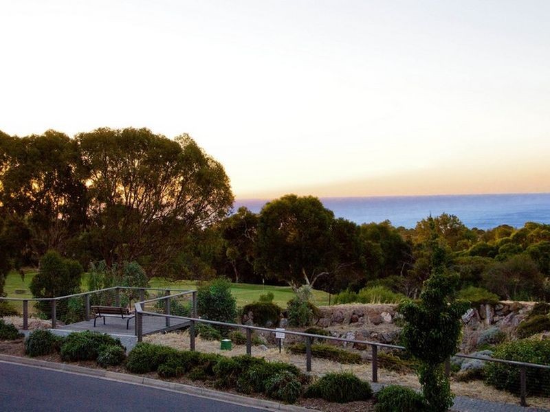 32 Mariner Avenue, Seacliff Park SA 5049