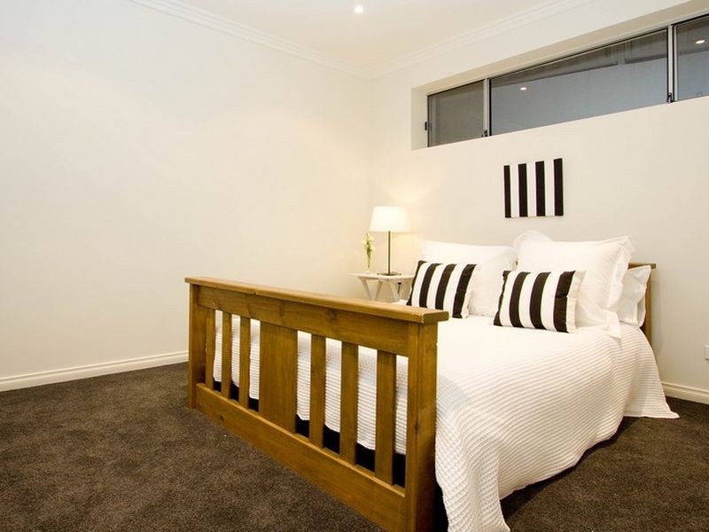 32 Mariner Avenue, Seacliff Park SA 5049