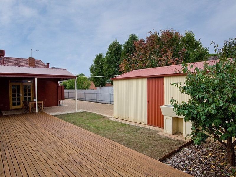 4 Waterhouse Road, South Plympton SA 5038