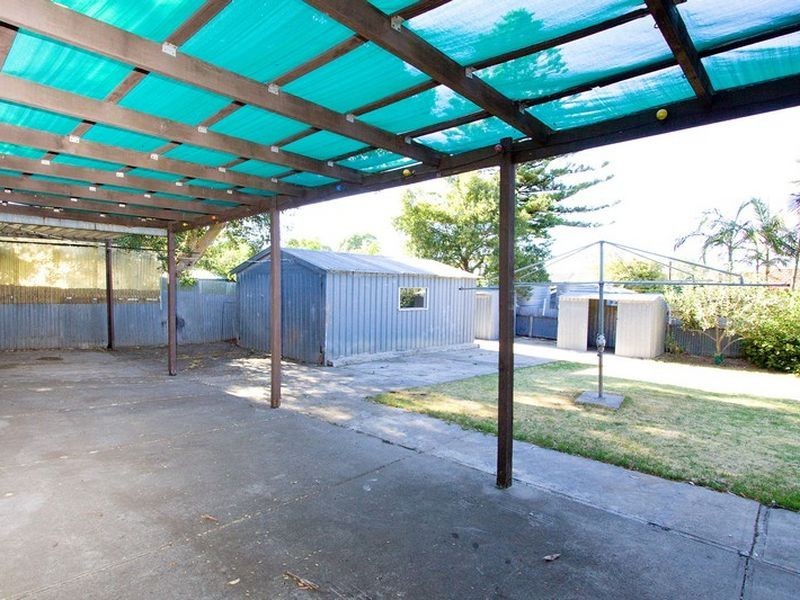 10 Eustace Crescent, Christie Downs SA 5164