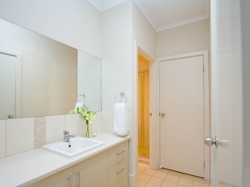 9A Oliphant Avenue, Oaklands Park SA 5046