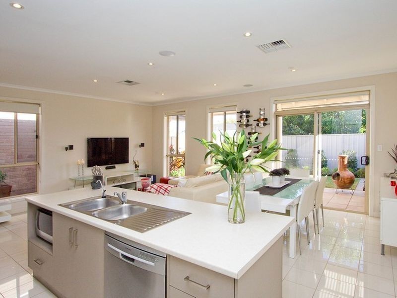 9A Oliphant Avenue, Oaklands Park SA 5046