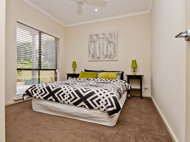 9 King George Close, Seacliff Park SA 5049