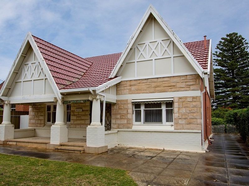 17 Palmer Avenue, Myrtle Bank SA 5064