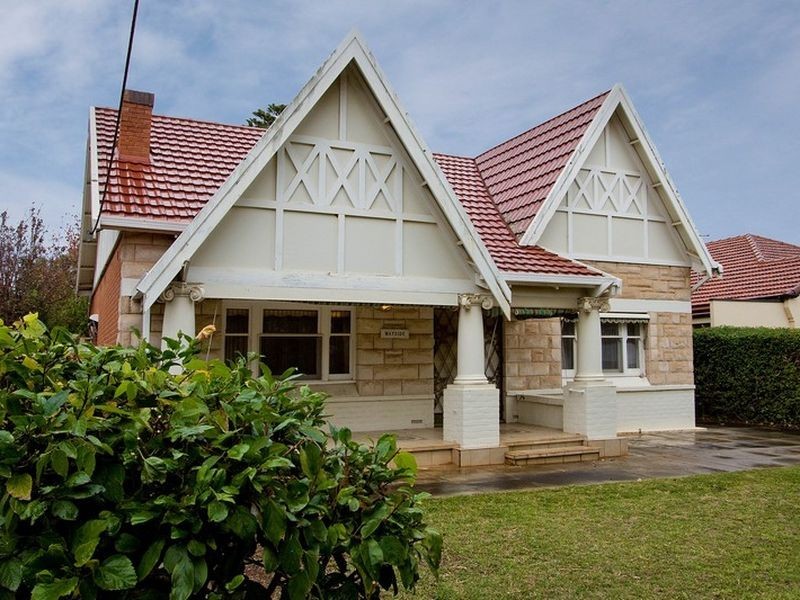 17 Palmer Avenue, Myrtle Bank SA 5064