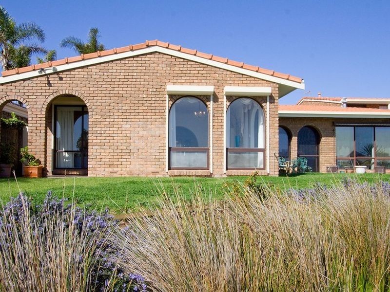 140 Sportsmans Drive ‘The Mews’, West Lakes SA 5021