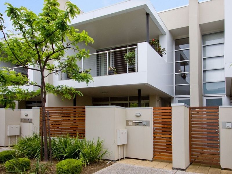 18 Light Walk, Adelaide SA 5000