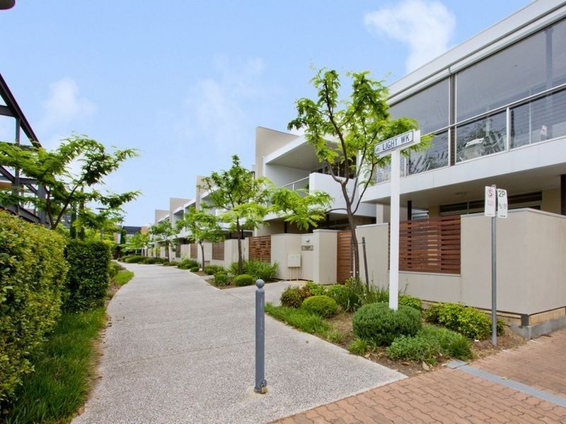 18 Light Walk, Adelaide SA 5000