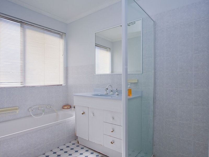 2 Candy Street, Morphett Vale SA 5162