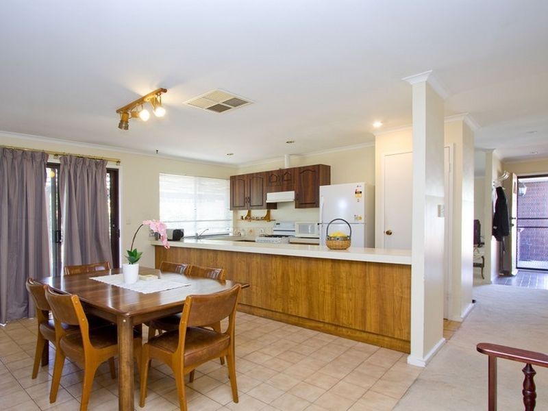 2 Candy Street, Morphett Vale SA 5162