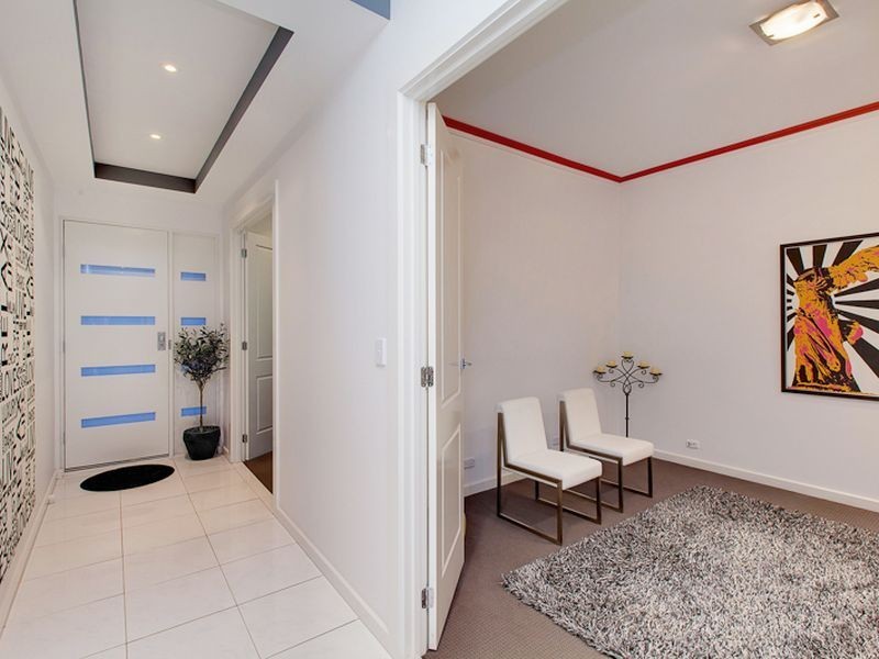 4 Bluelake Court, Tennyson SA 5022