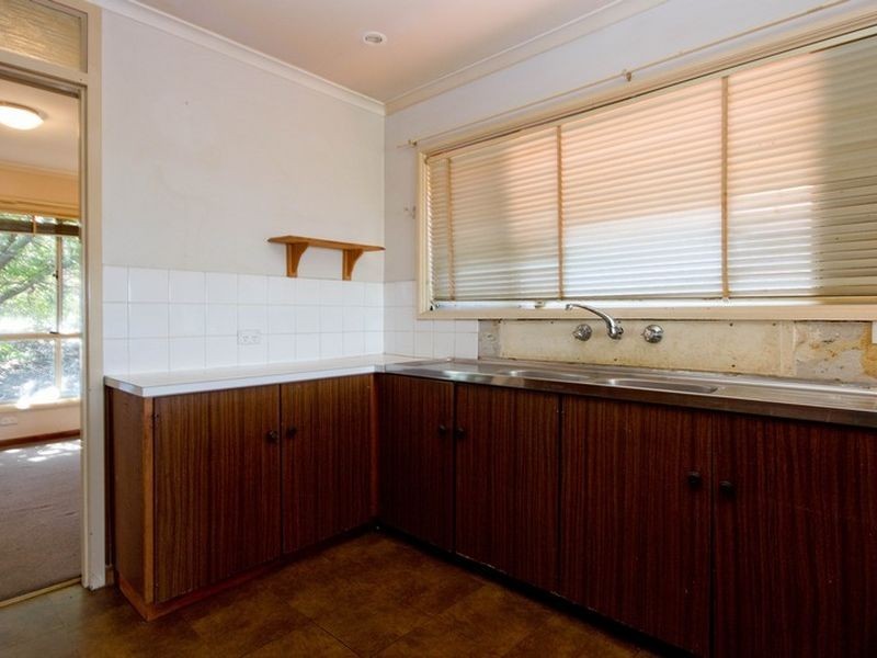 4 Campbell Drive, Reynella East SA 5161