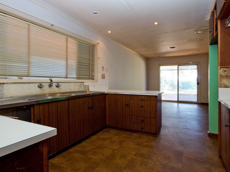 4 Campbell Drive, Reynella East SA 5161