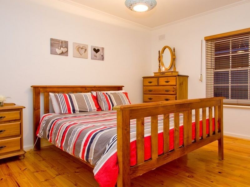 30 Doreen Street, Vale Park SA 5081