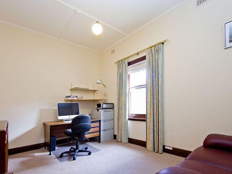 7 Wattle Avenue, Lower Mitcham SA 5062