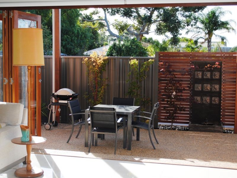 16 Dryden Road, Black Forest SA 5035