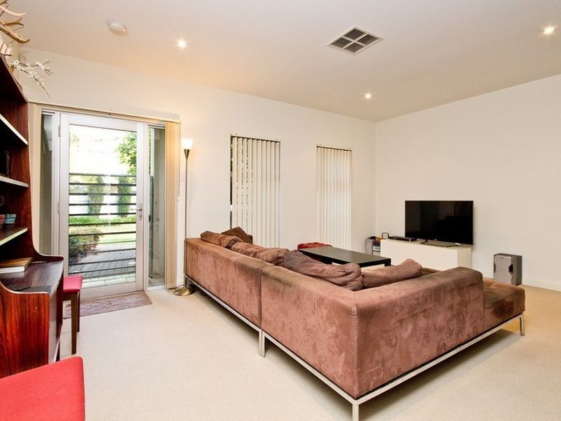 11 Lyons Parade, Forestville SA 5035