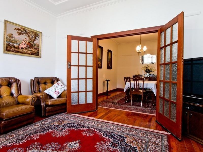 34 The Grove, Lower Mitcham SA 5062