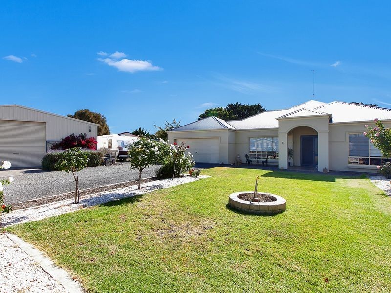 1 Merrett Avenue, Goolwa Beach SA 5214