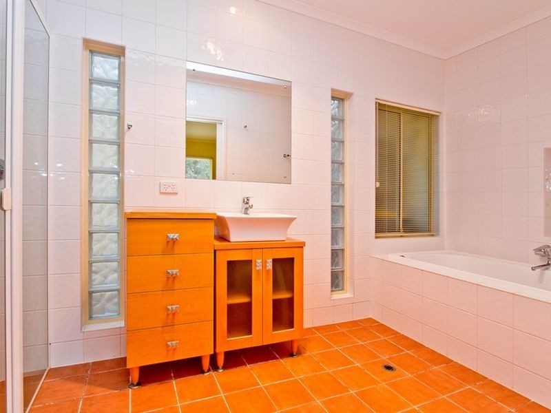 6 Emmett Road, Crafers West SA 5152