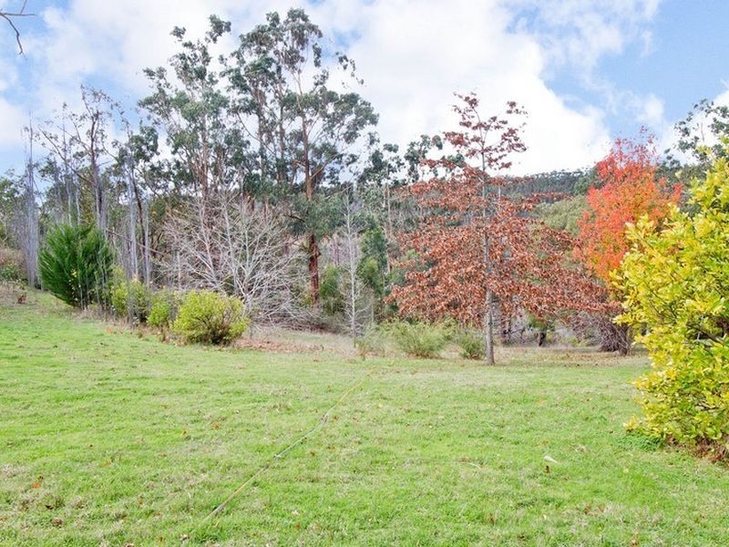 6 Emmett Road, Crafers West SA 5152