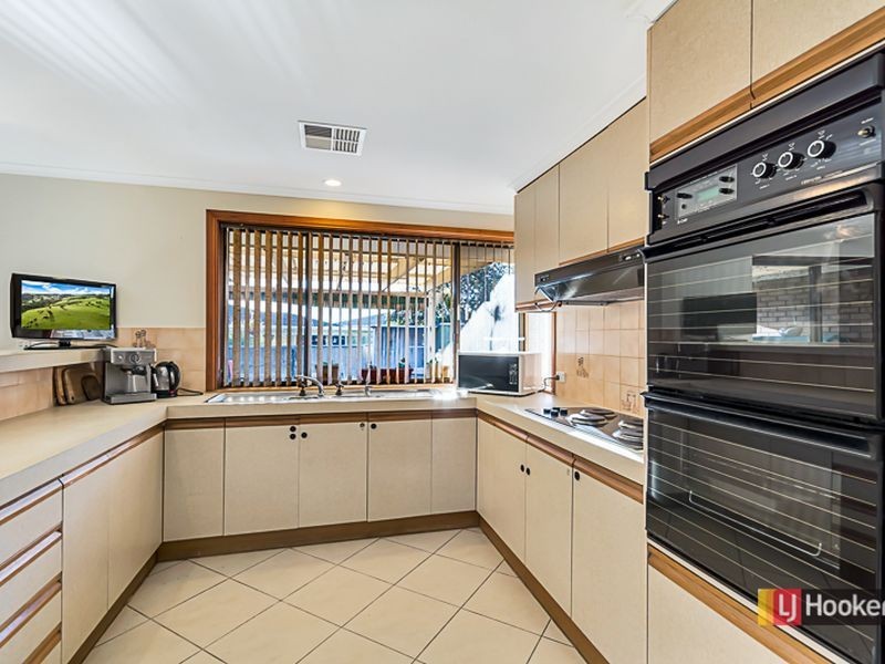 15 Nannigai Drive, Hallett Cove SA 5158