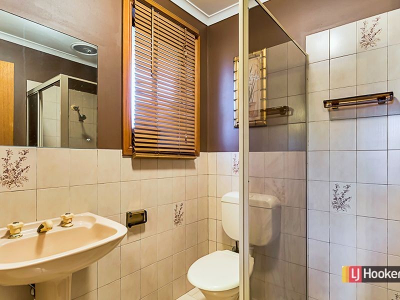 15 Nannigai Drive, Hallett Cove SA 5158