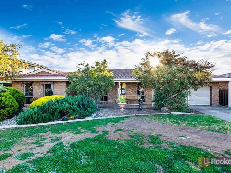 15 Nannigai Drive, Hallett Cove SA 5158