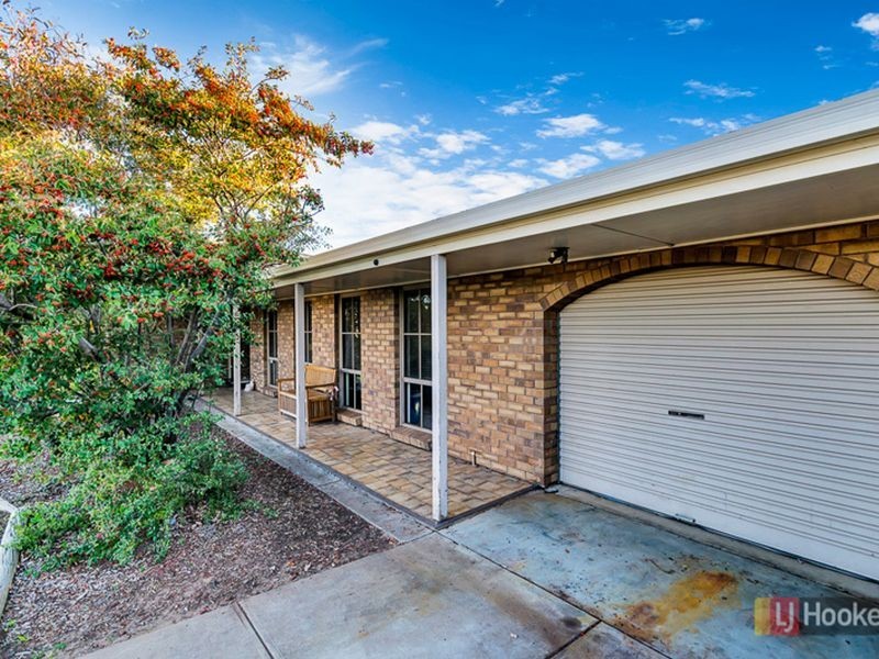 15 Nannigai Drive, Hallett Cove SA 5158