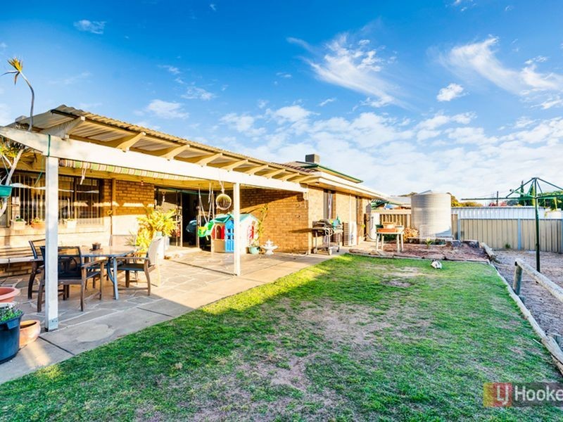 15 Nannigai Drive, Hallett Cove SA 5158