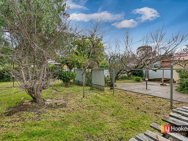 3 Wattle Avenue, Lower Mitcham SA 5062