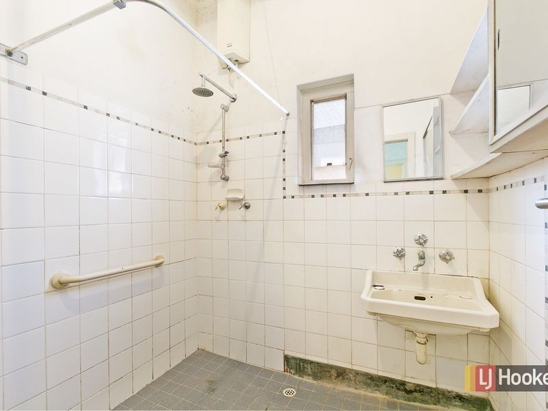 9 Cheviot Avenue, Lower Mitcham SA 5062
