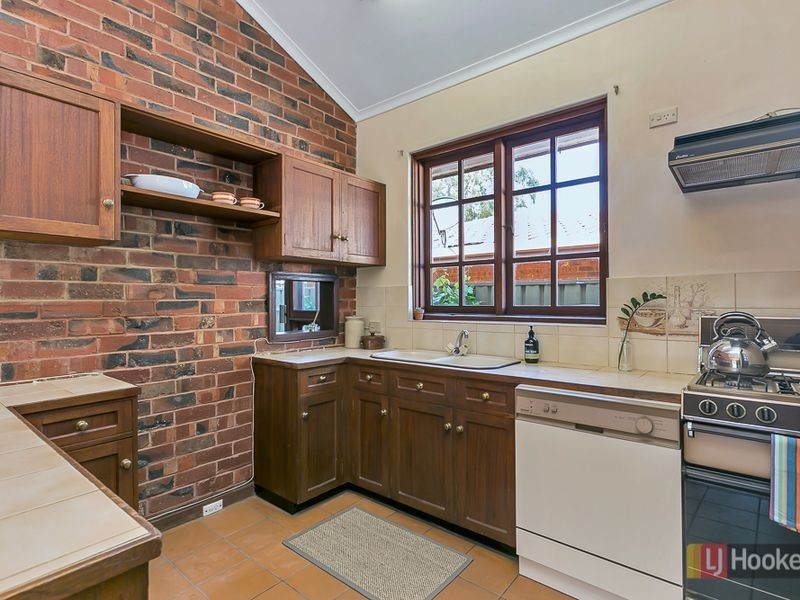 32 Minchinbury Terrace, Marion SA 5043