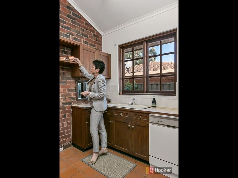 32 Minchinbury Terrace, Marion SA 5043