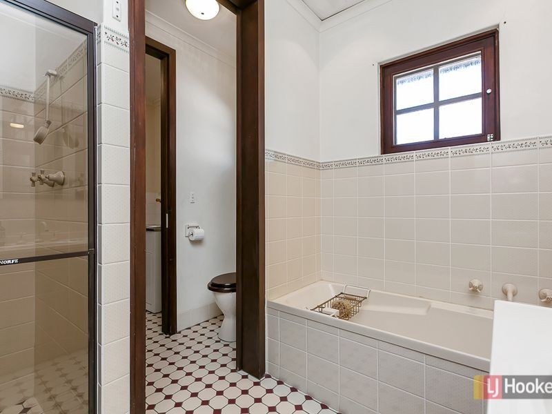 32 Minchinbury Terrace, Marion SA 5043