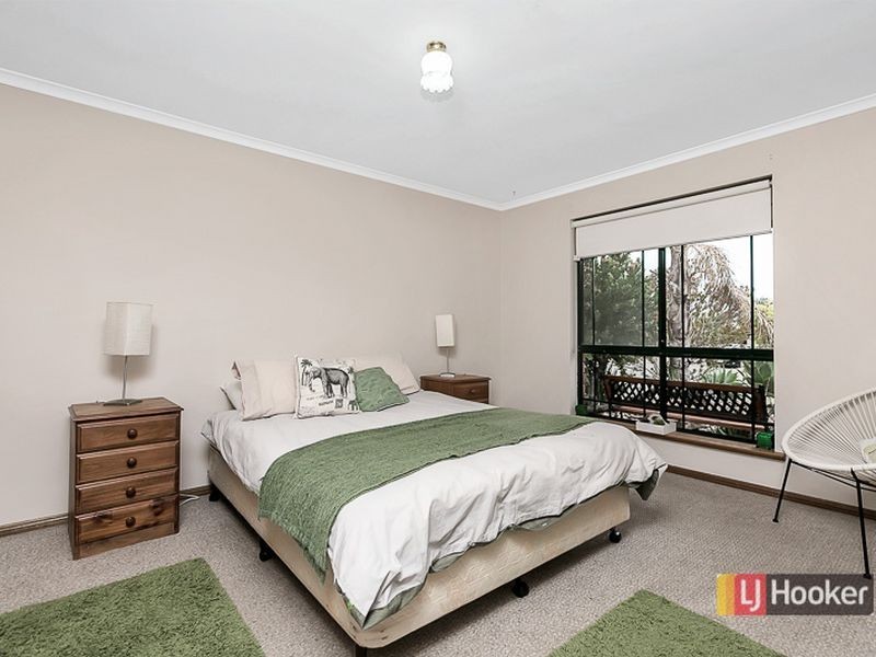 21 Windlass Square, Seaford Rise SA 5169