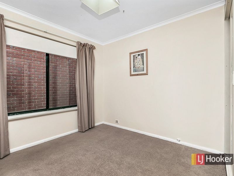 21 Windlass Square, Seaford Rise SA 5169