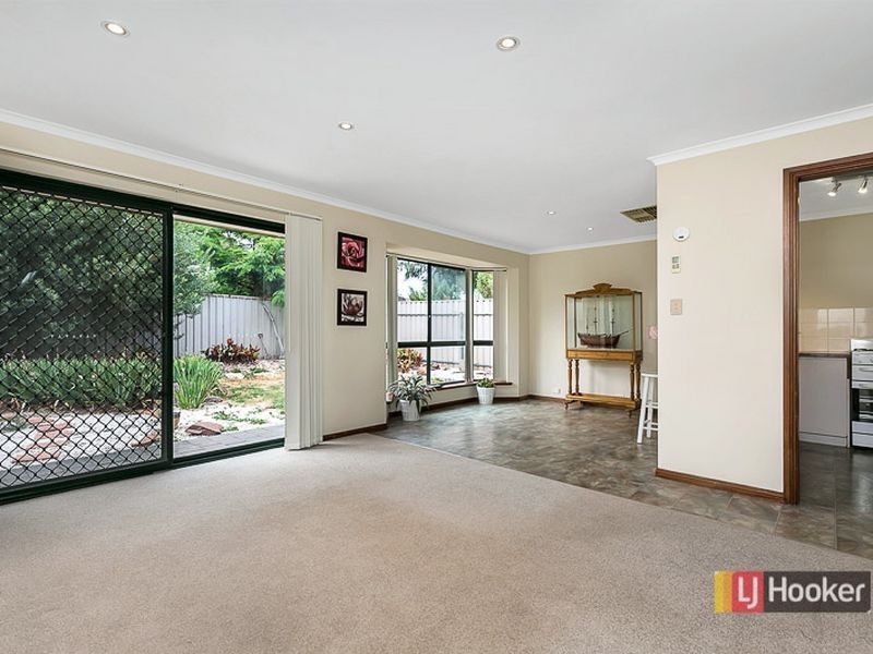 21 Windlass Square, Seaford Rise SA 5169