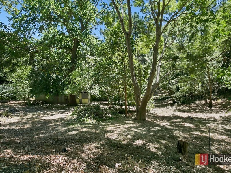 24 Pine Street, Stirling SA 5152