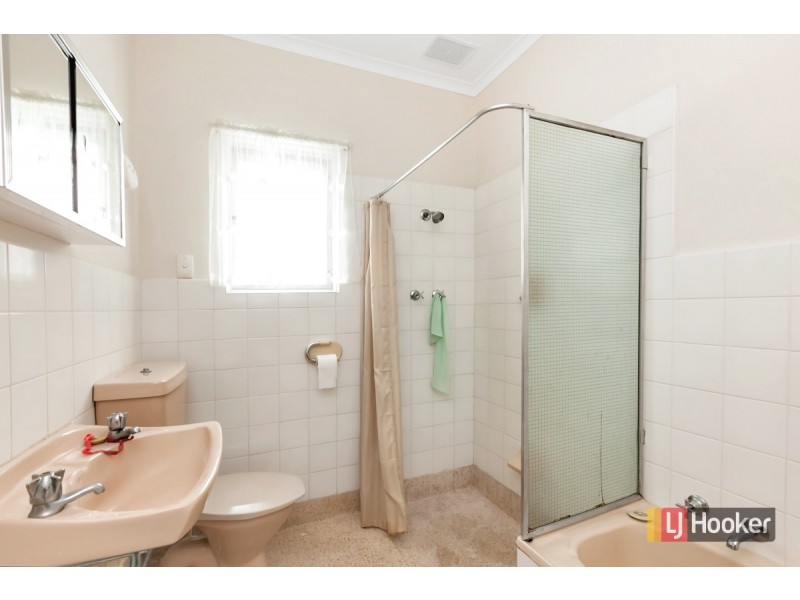 Unit 1/11-13 East Parade, Kingswood SA 5062