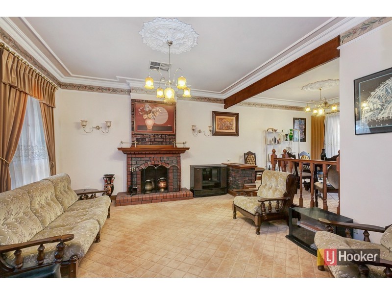 33 Blythewood Road, Torrens Park SA 5062