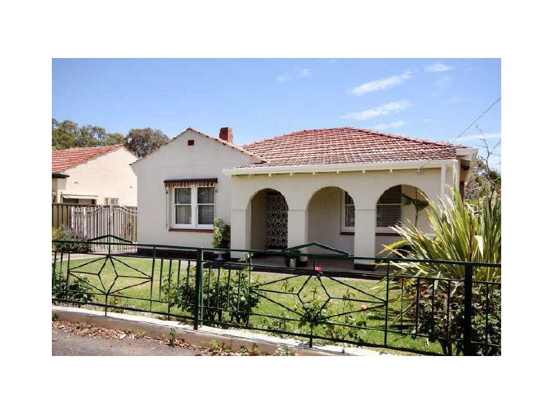 6 Winifred Avenue, Black Forest SA 5035