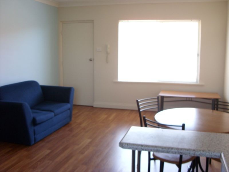 6/26 Wellington Street, Glandore SA 5037