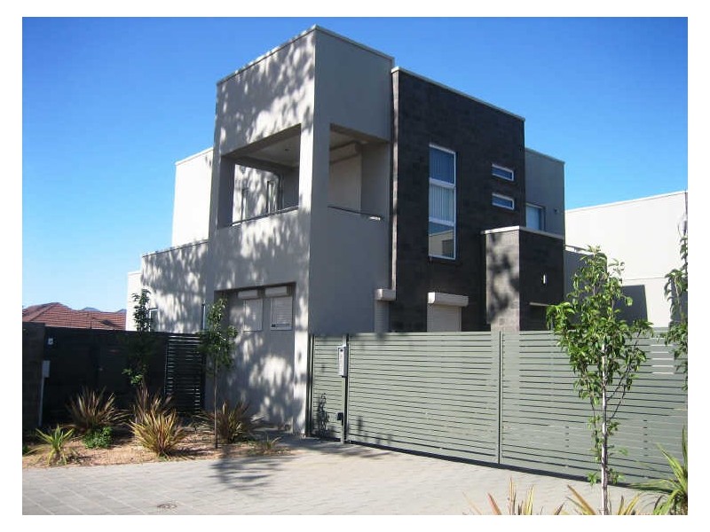 77A Tapleys Hill Road, Glenelg North SA 5045