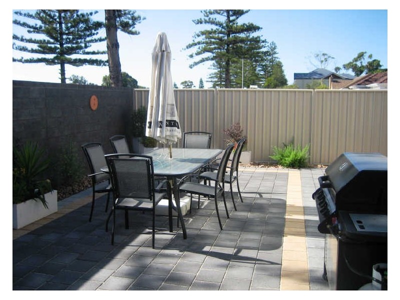 77A Tapleys Hill Road, Glenelg North SA 5045