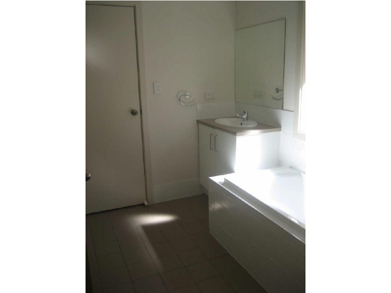 53 HIGH AVENUE, Clearview SA 5085